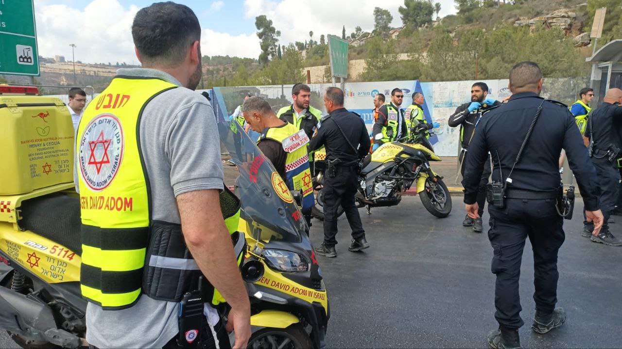 זירת הפיגוע בירושלים. צילום: דוברות מד״א