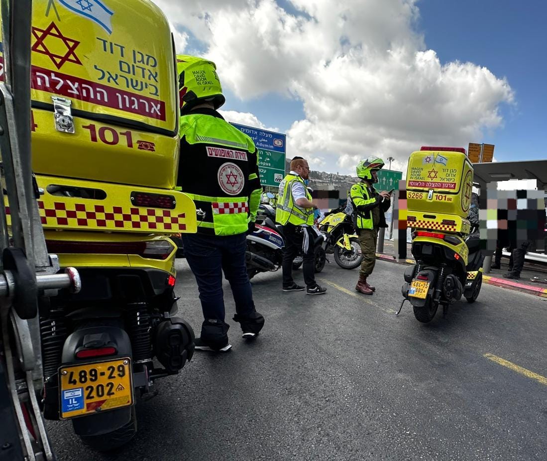 זירת הפיגוע בירושלים. צילום: דוברות מד״א