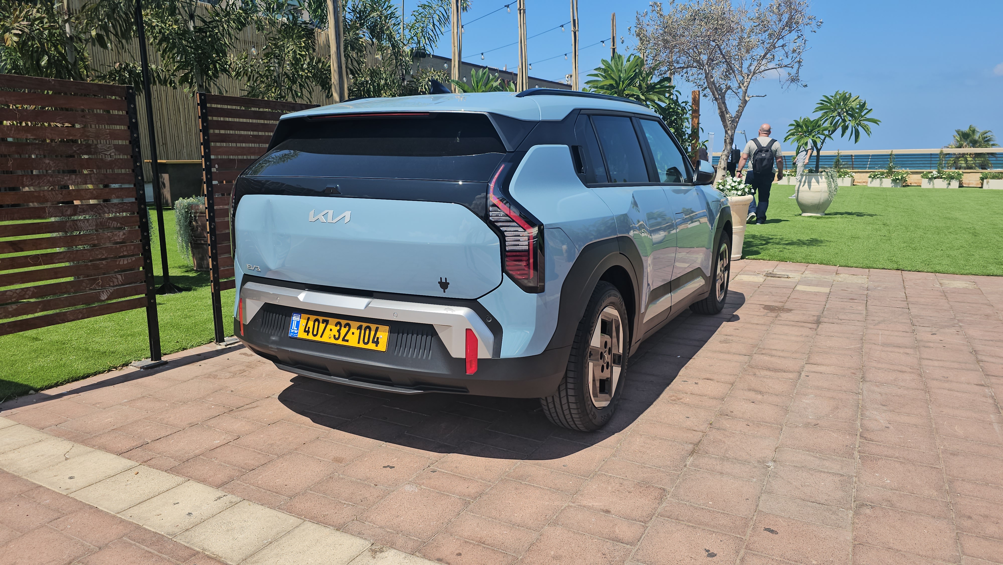 קיה EV3. צילום: אירה מקיינקו