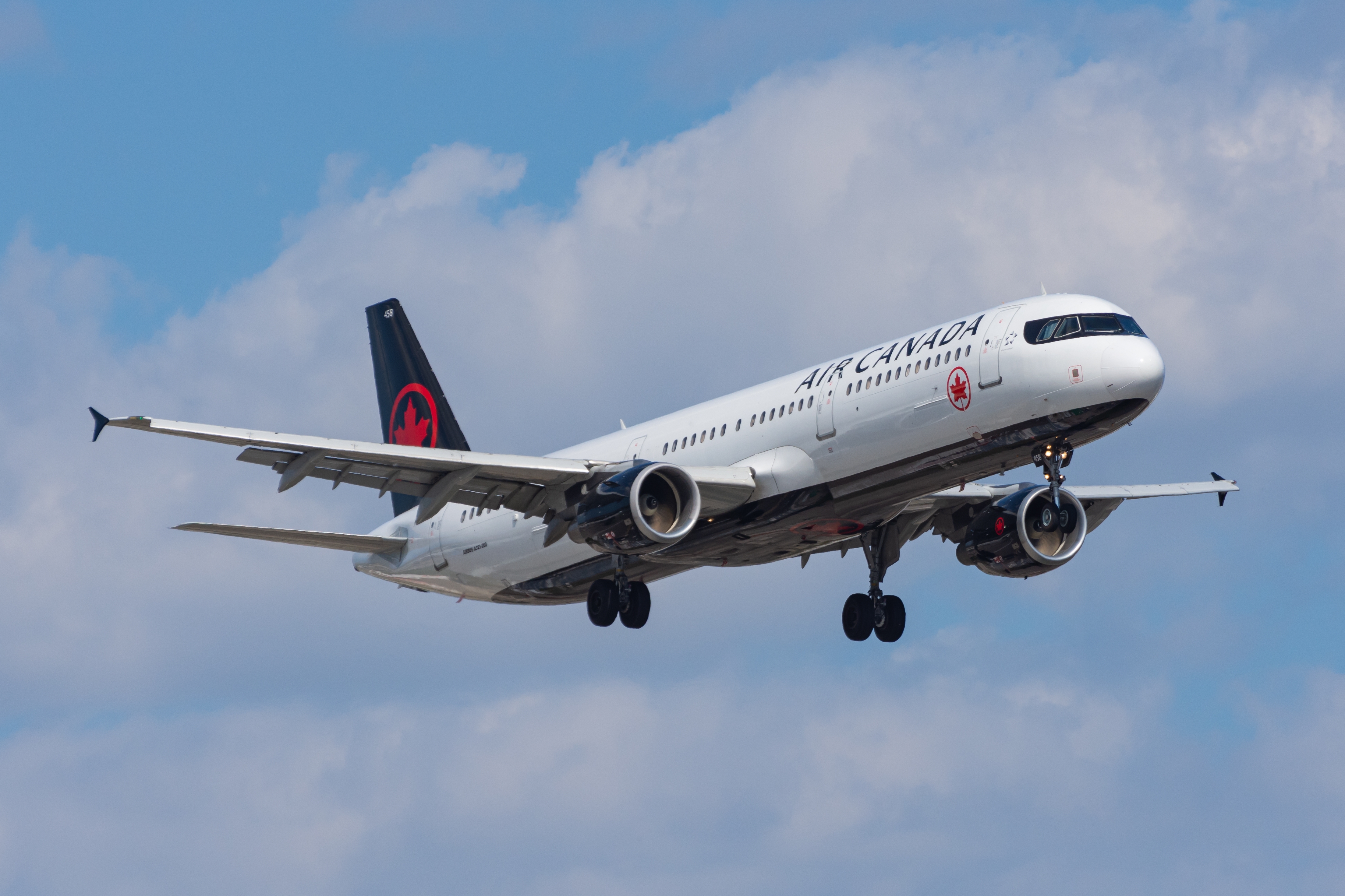 Air Canada airplane. Photo: Shutterstock