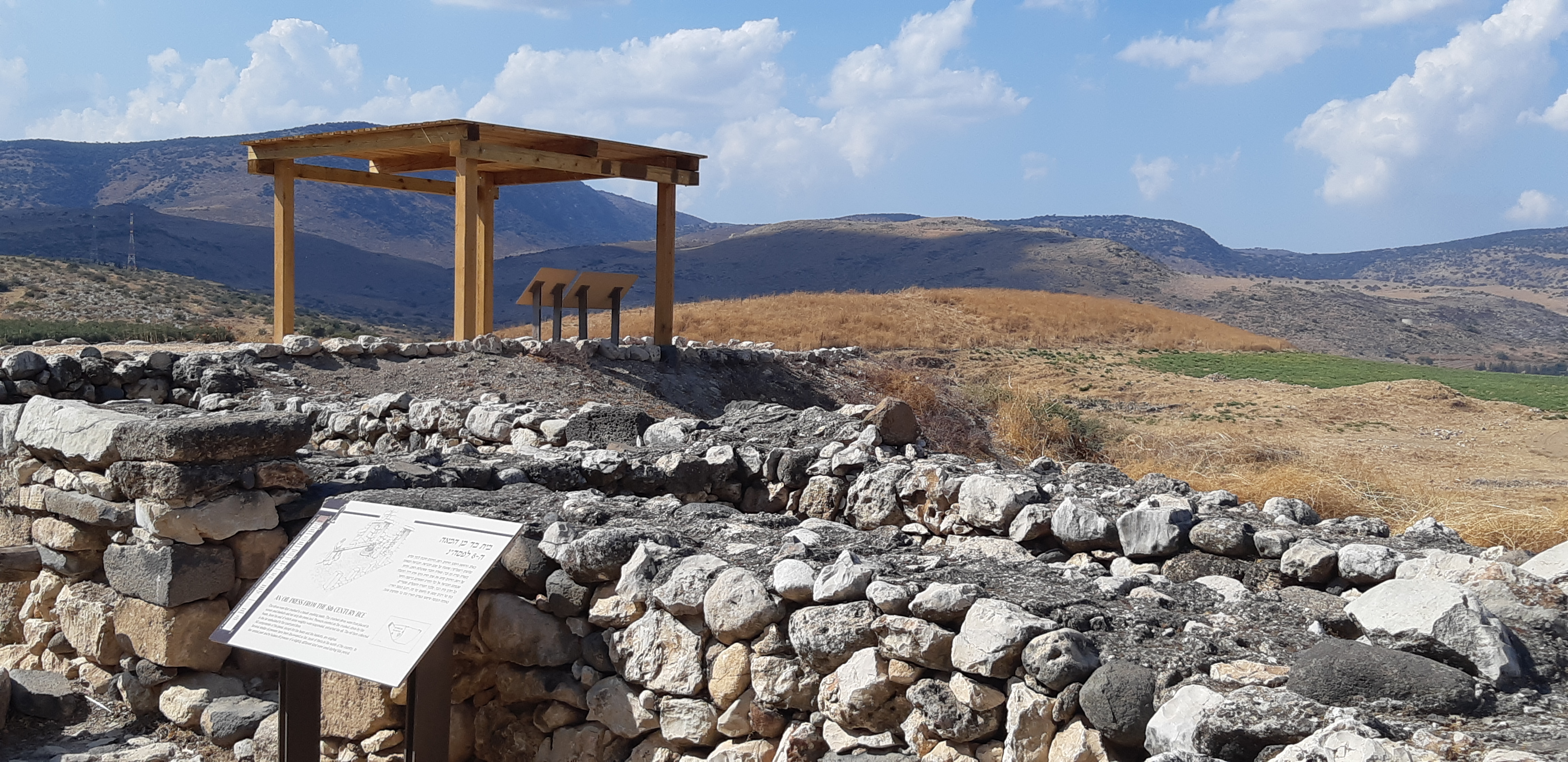 גן לאומי תל חצור. צילום: יניב כהן, רשות הטבע והגנים