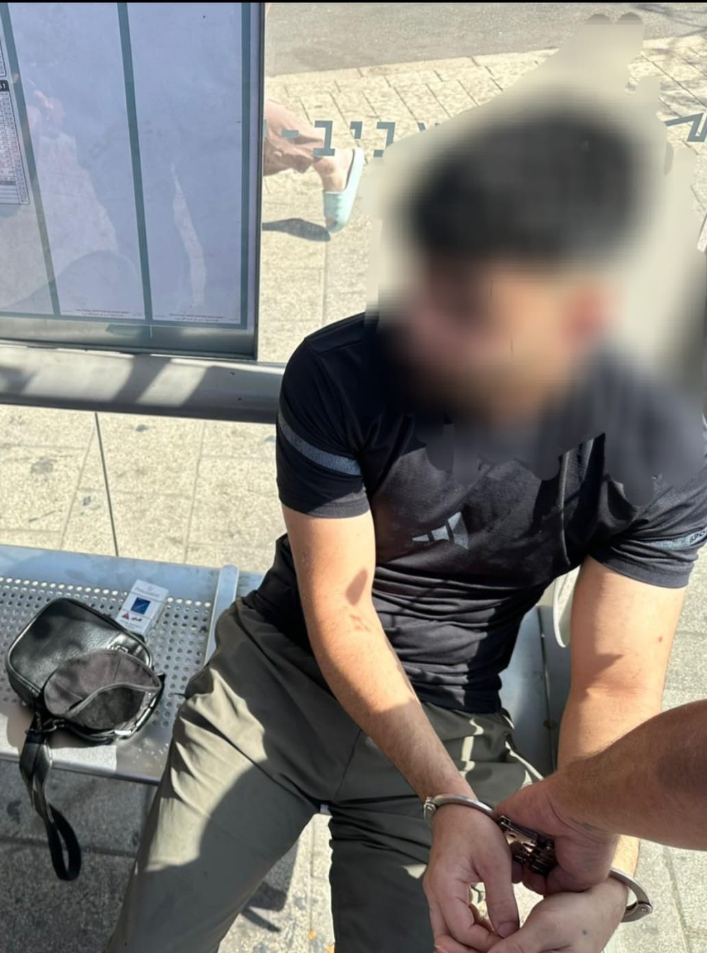 תיעוד המעצר. צילום: דוברות המשטרה