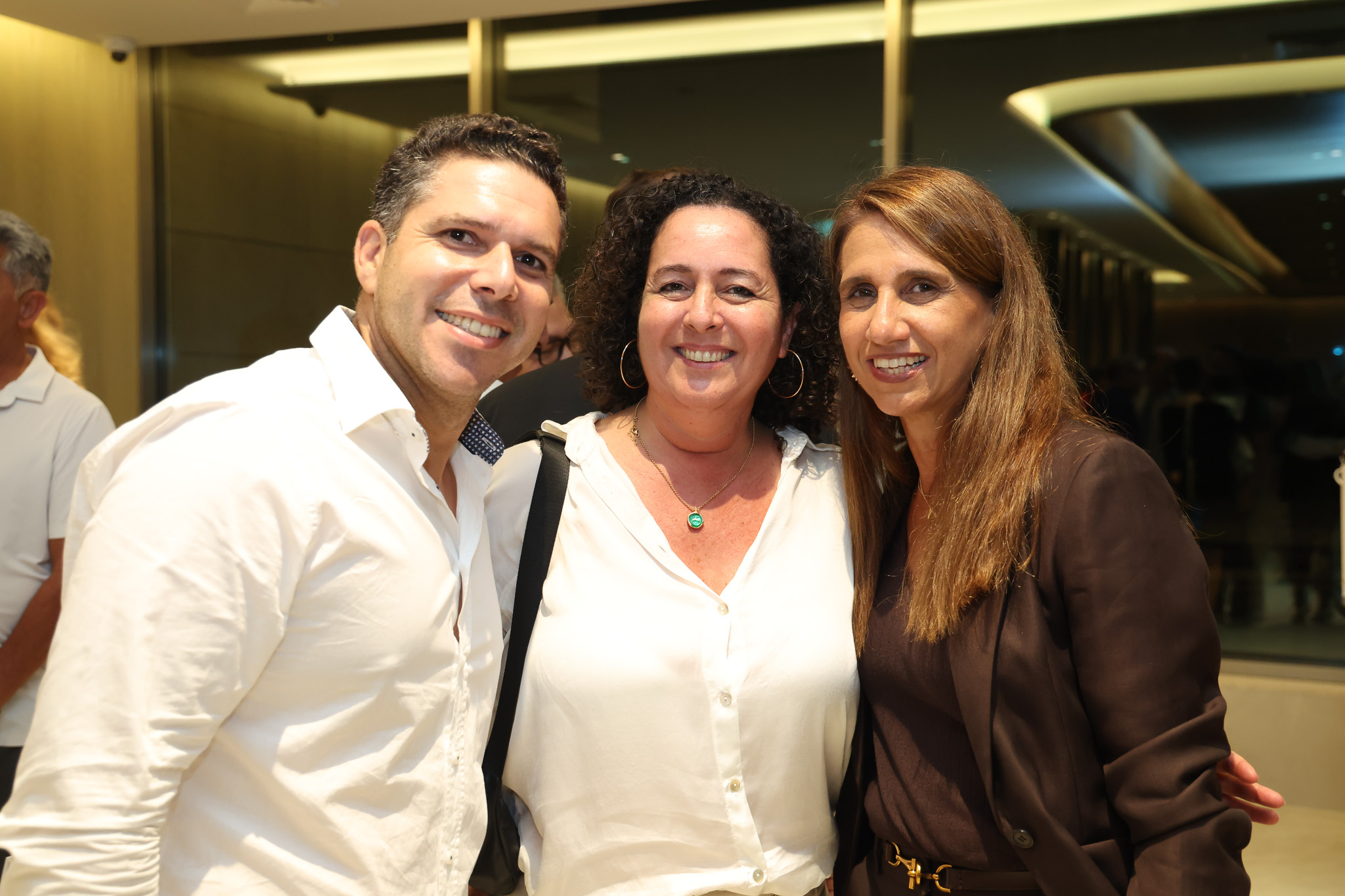 צילום: סיון פרג' מימין: רינת חי ברקן, דפנה בן משה ותומר שאבי