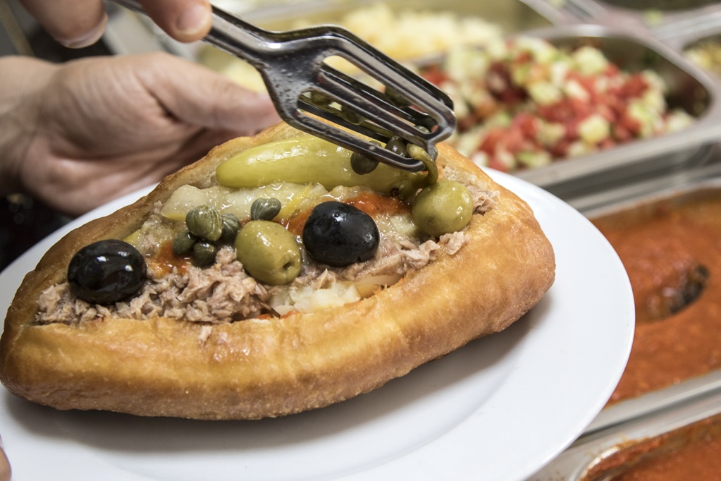 הטוניסאי של אלי בשוק של רמלה. צילום: באדיבות עירית רמלה