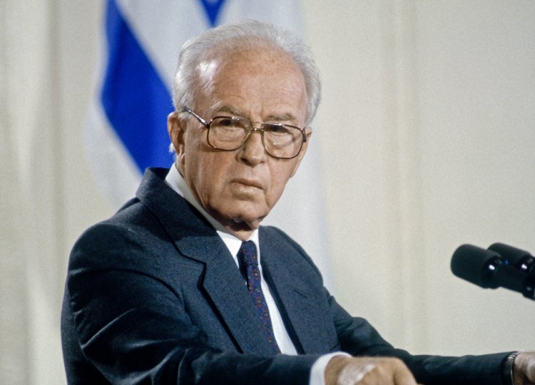 חבר, אתה חסר. רה"מ יצחק רבין ז"ל. צילום:  mark reinstein shutterstock
