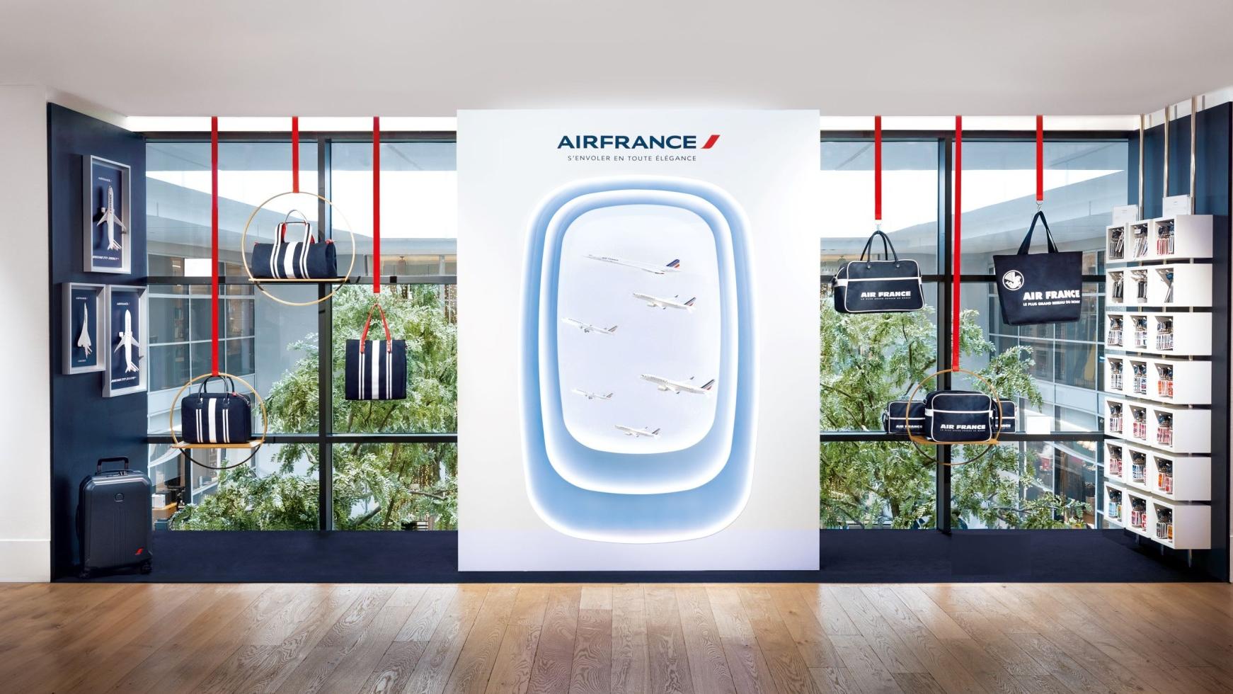 חנות הפופ-אפ החדשה של Air France בפריז