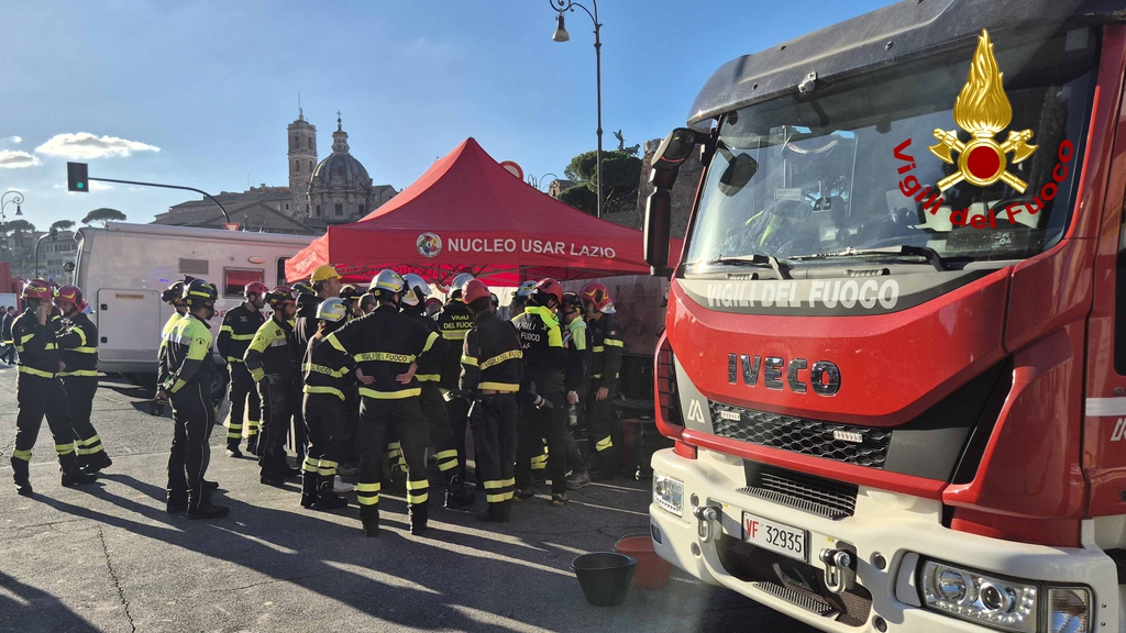 תיעוד החילוץ. צילום: כוחות כיבוי האש ברומא, vigilfuoco.tv