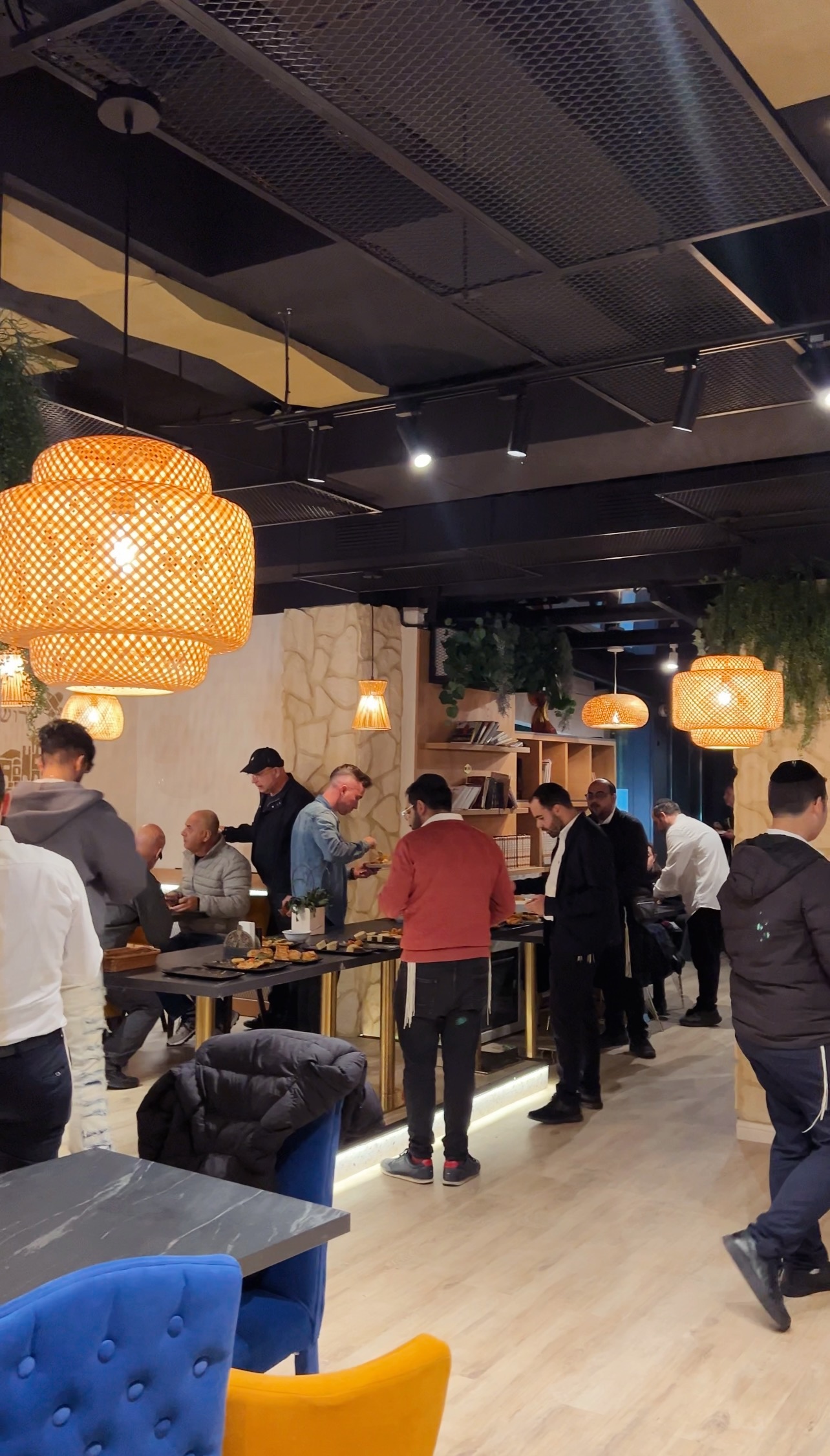 Открытие ресторана. Фото: Дуди Рубинштейн