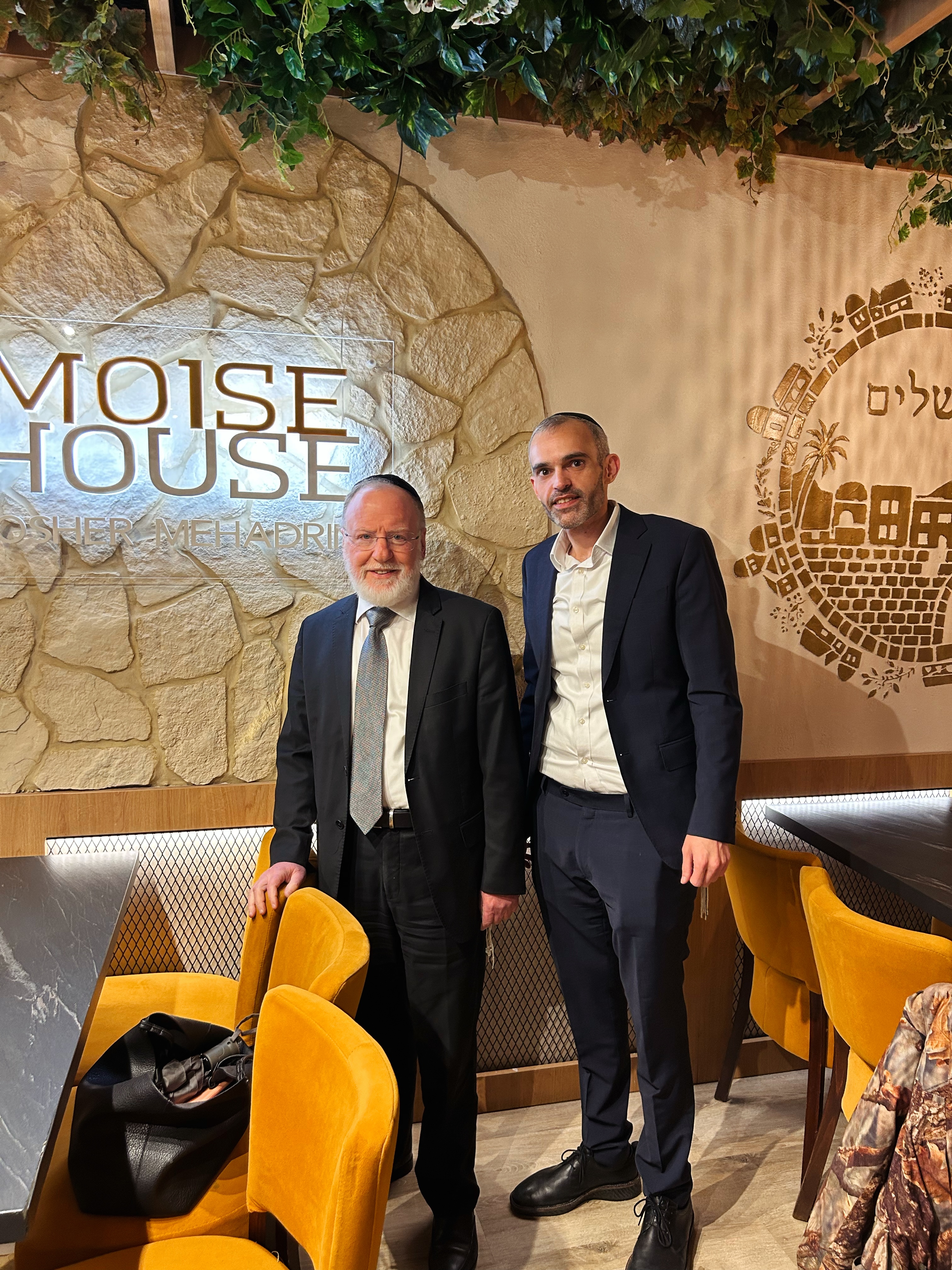 Открытие ресторана. Фото: Дуди Рубинштейн