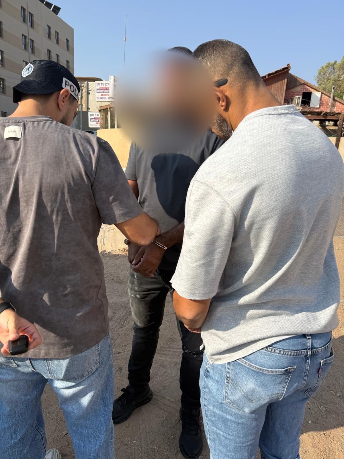 המאבק בפרוטקשן נמשך. צילום: דוברות המשטרה