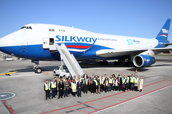 צילום: Silk Way West