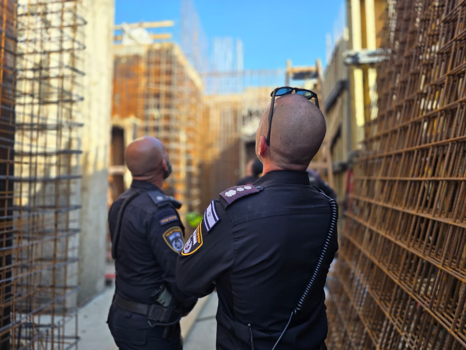 חילוץ נער מעגורן. צילום: דוברות המשטרה