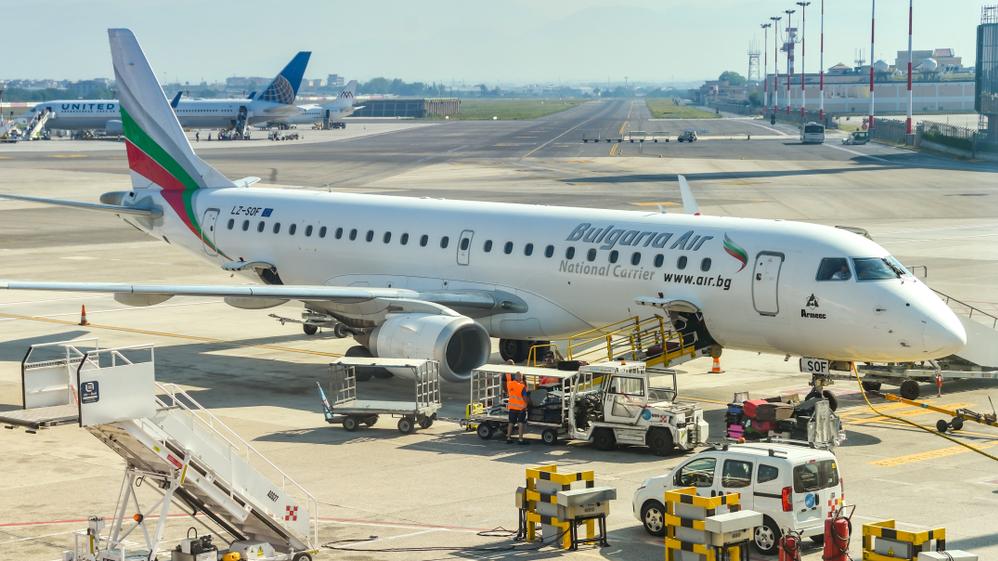 Embraer 190 של בולגריה אייר. צילום: Shutterstock