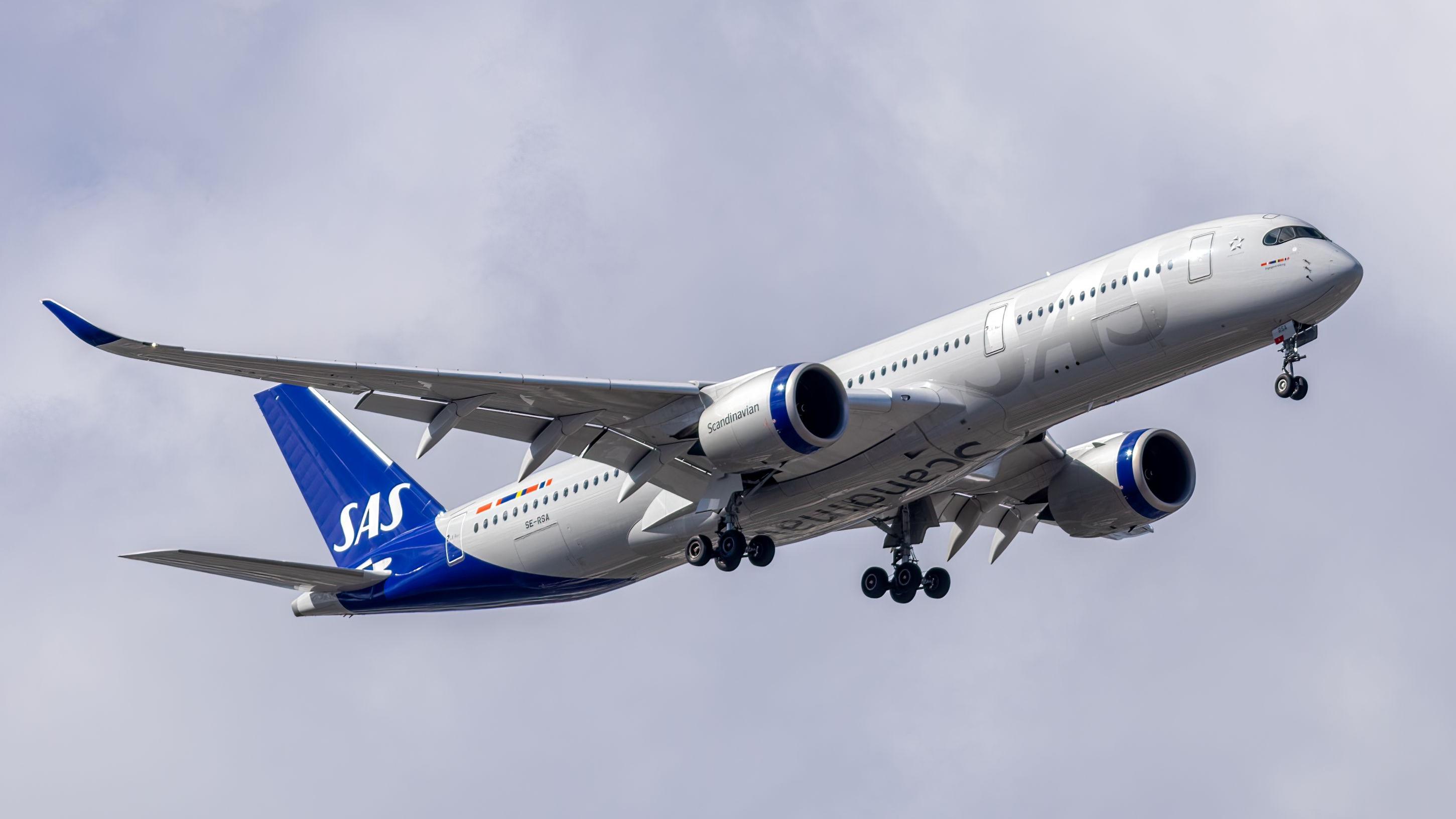 מטוס מדגם Airbus A350 של SAS (צילום: SHUTTERSTOCK)