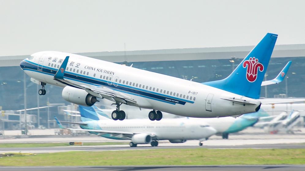 נוחתת במדריד. China Southern. צילום: Shutterstock