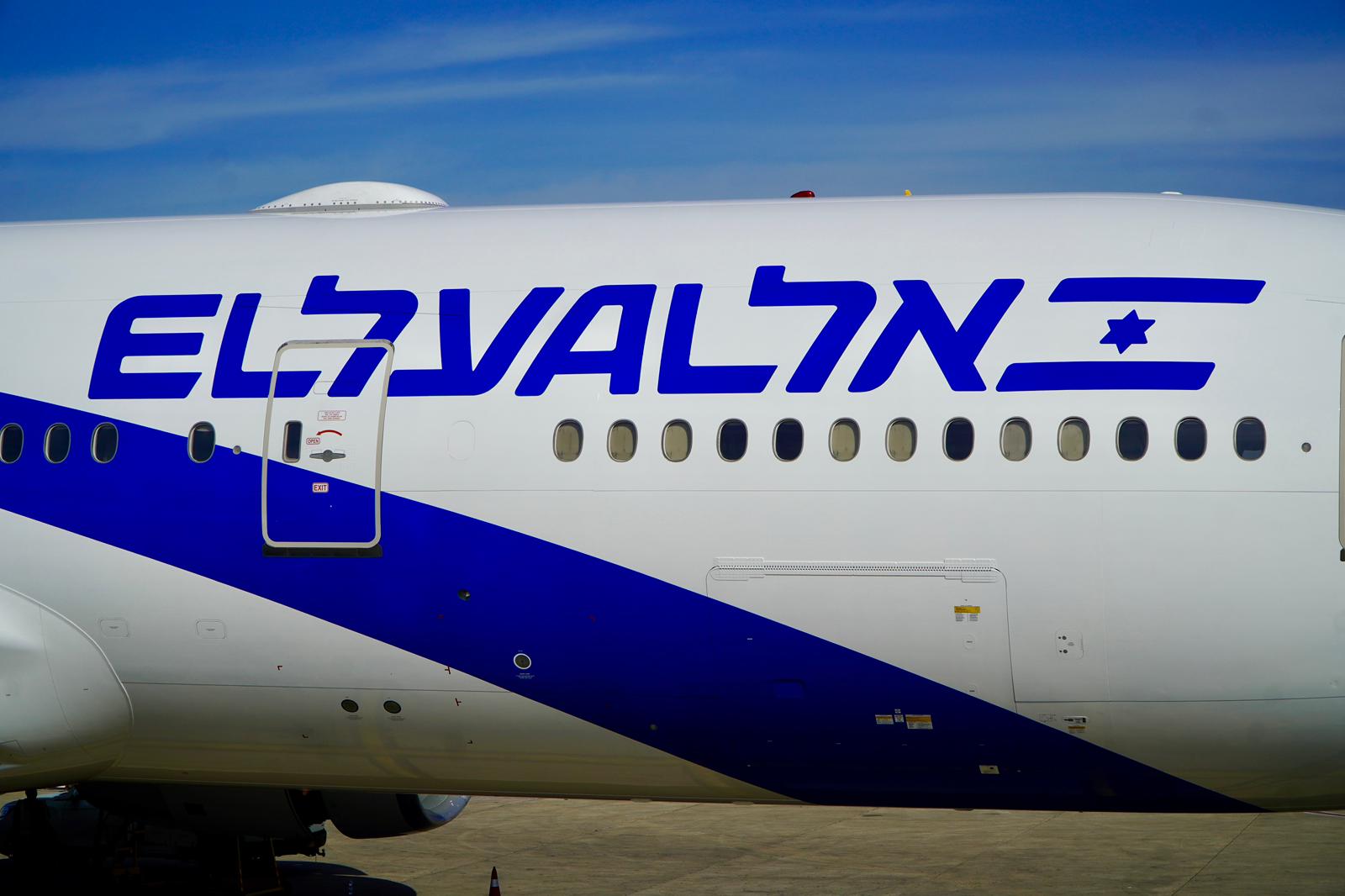 מטוס 777-200 של אל על בצביעה החדשה. צילום: דוברות אל על