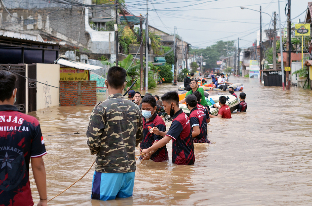 Flooding in Indonesia. Archive photo: Shutterstock / farzand0