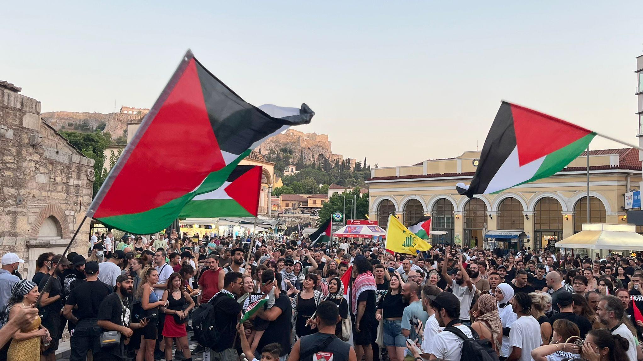 הפגנה פרו-פלסטינית בכיכר מונסטיראקי באתונה. צילום ארכיון: עמית קוטלר