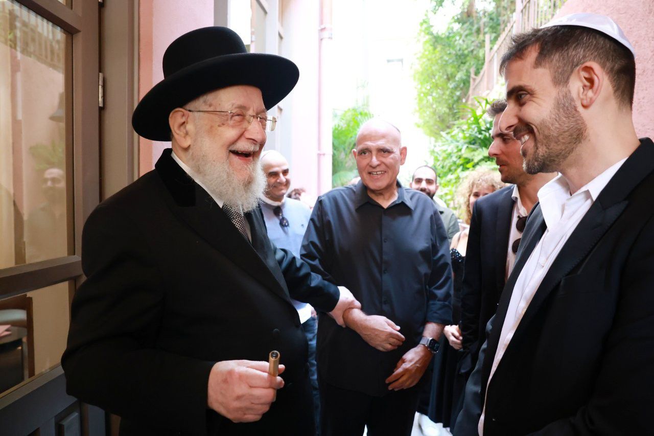נדב פתאל, אסף פתאל, דוד פתאל והרב לאו. צילום: דנה קופל