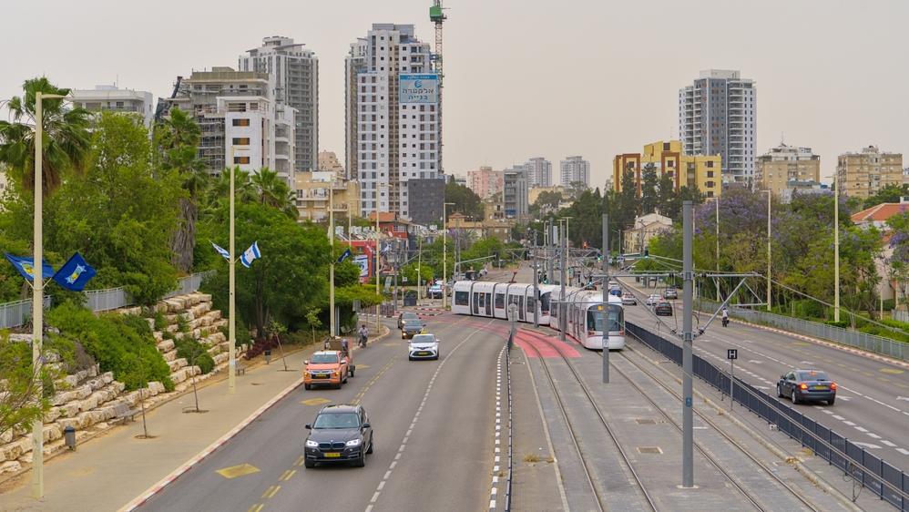 נתיב תחבורה ציבורית בפתח תקווה