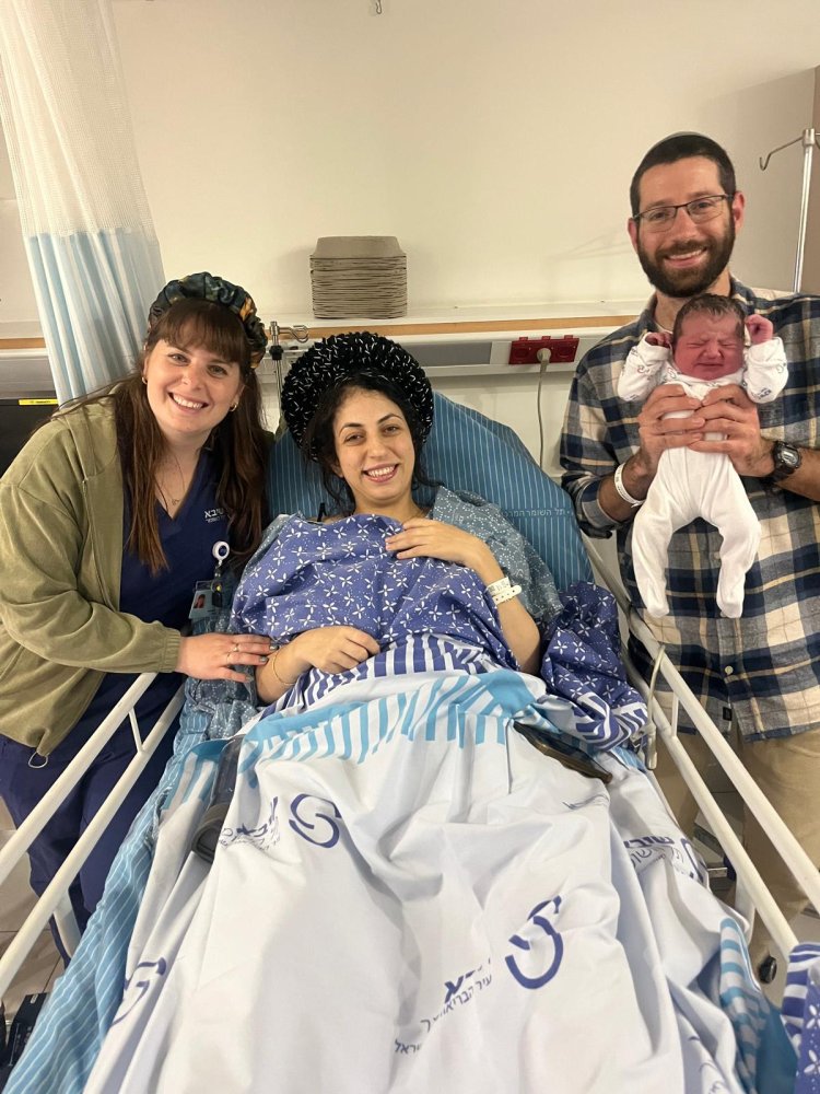 תינוק ראשון בבית החולים שיבא. צילום: דוברות שיבא