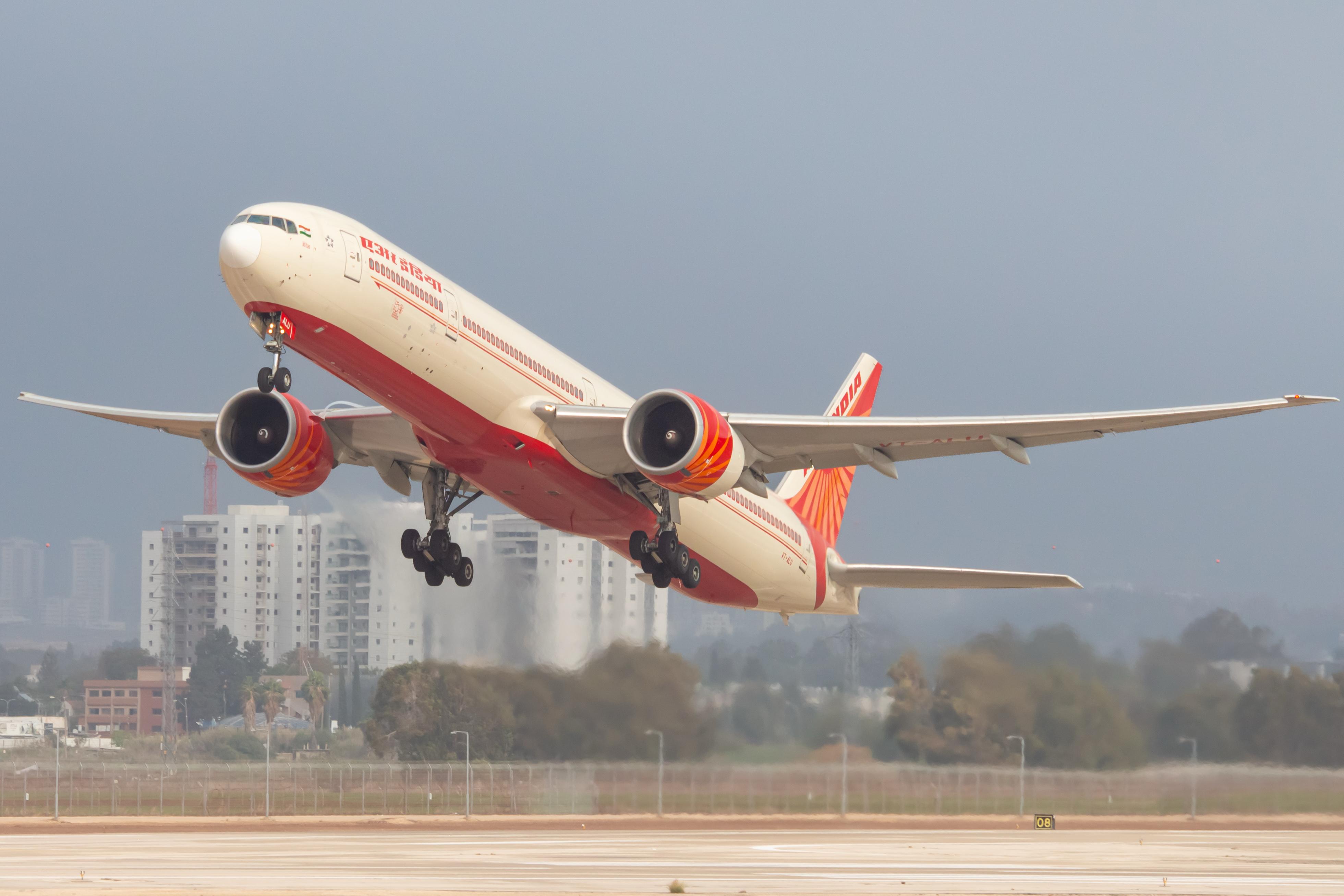 Air India Boeing 777 taking off from Ben Gurion Airport. Photo: Omar Nouri