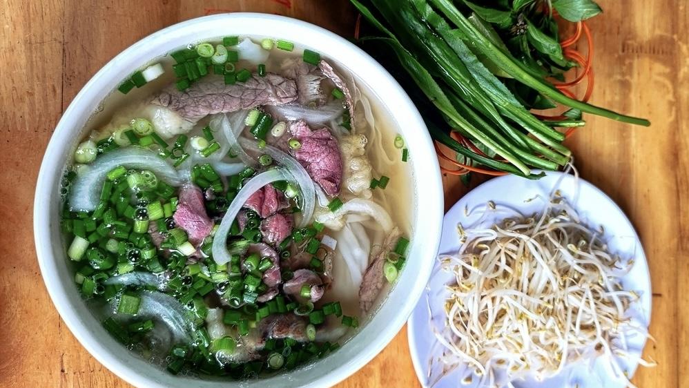 מרק פו (Pho)