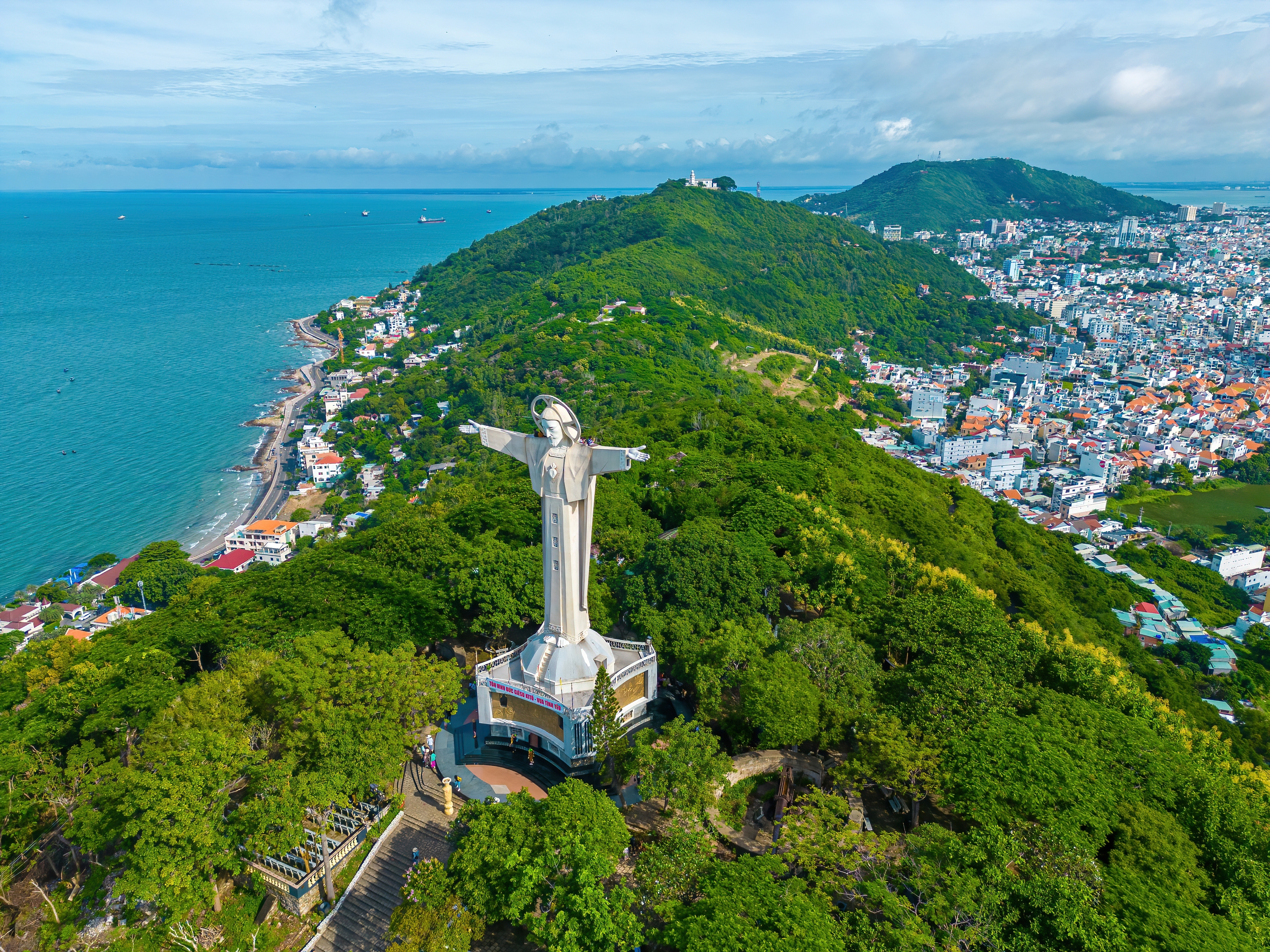 Statue of Jesus in Vung Tau. Credit: Shutterstock