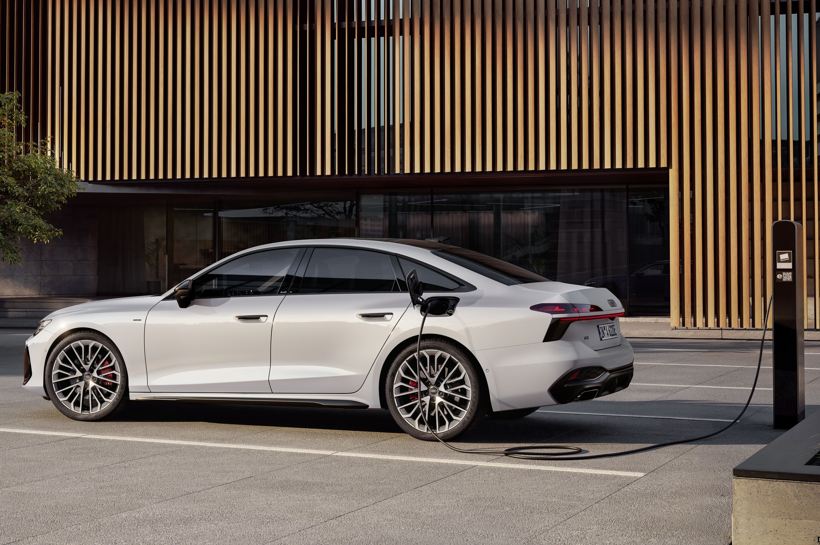 אודי A6 פלאג אין החדשה. צילום: יצרן