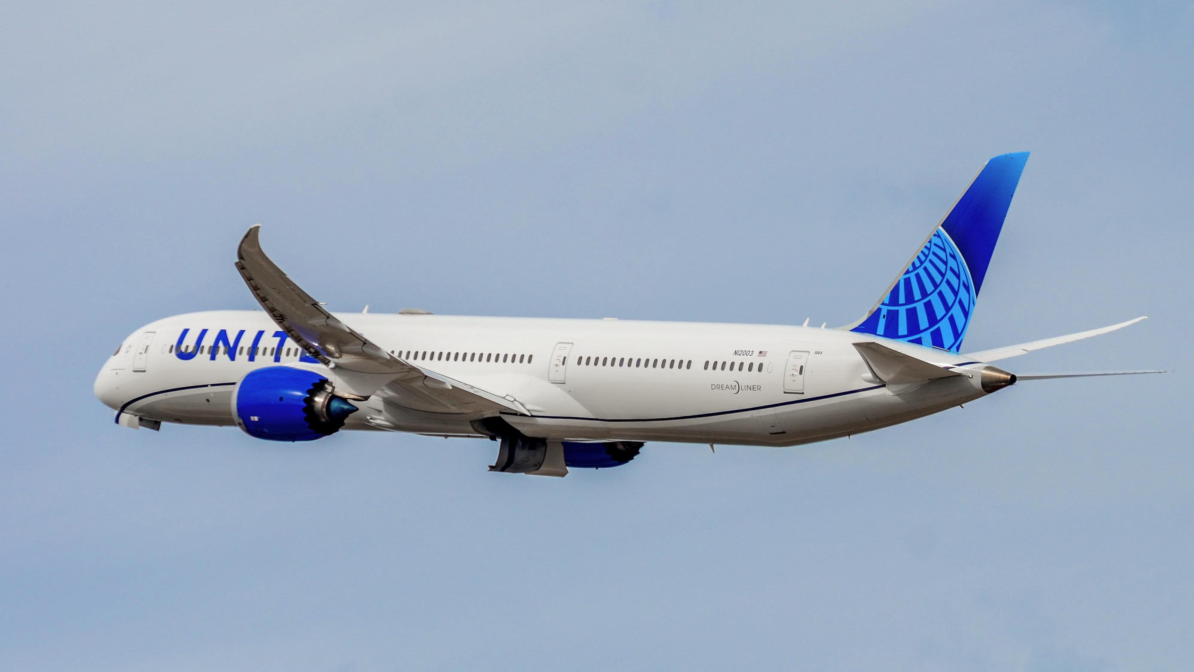 מטוס בואינג United 787-10