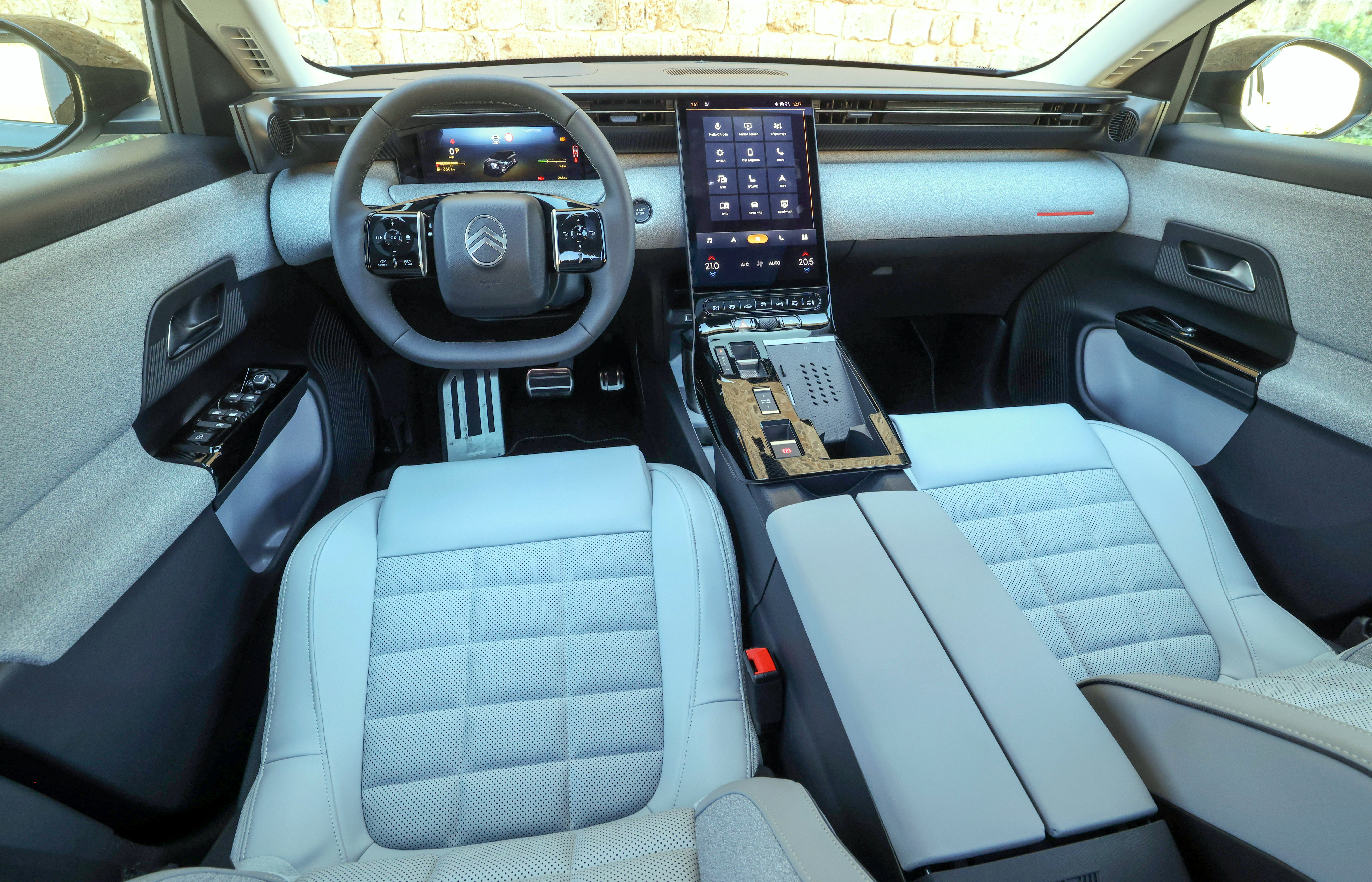 סיטרואן C5 AIRCROSS. צילום: רונן טופלברג