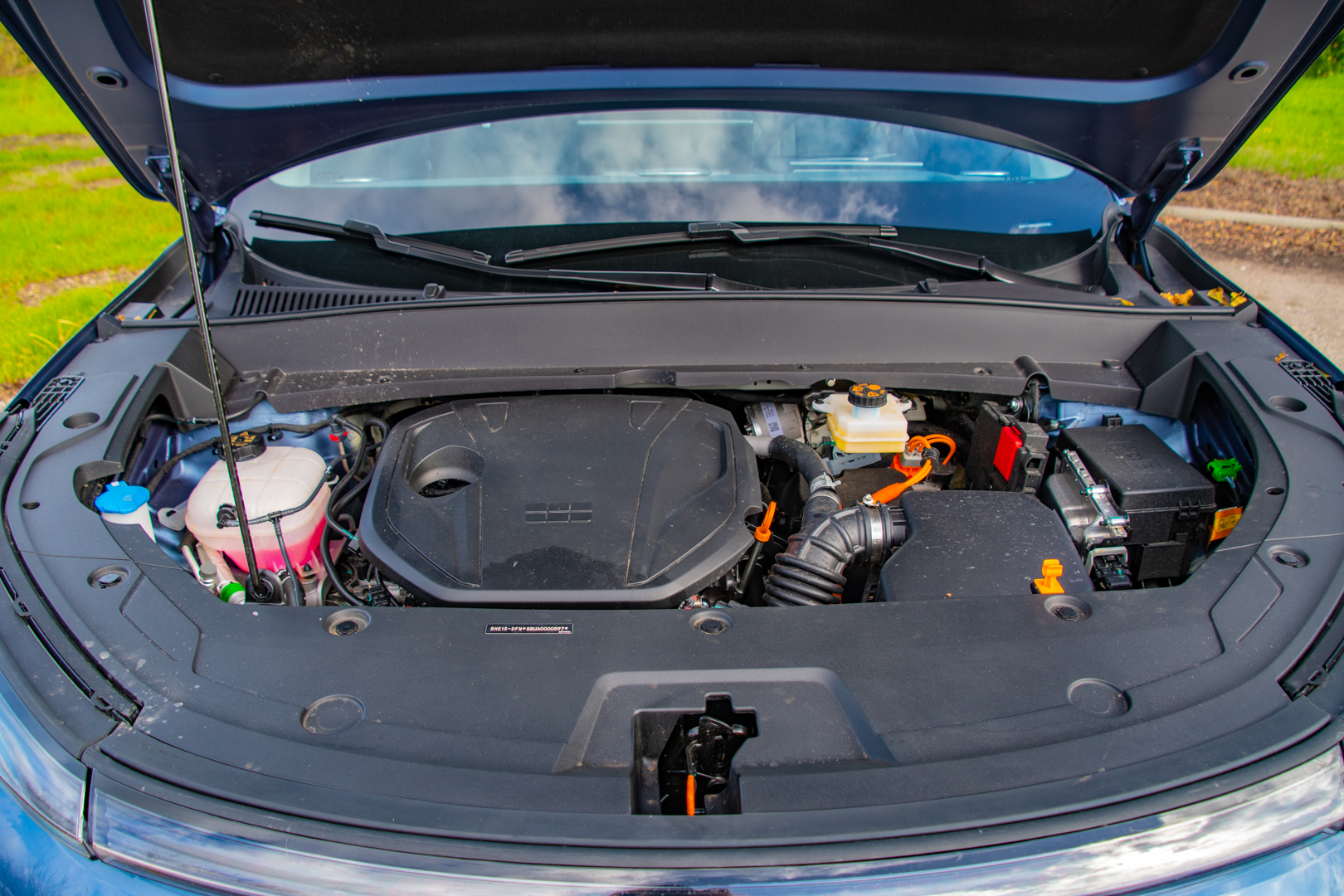 Geely StarRay EM-i. צילום: אירה מקיינקו
