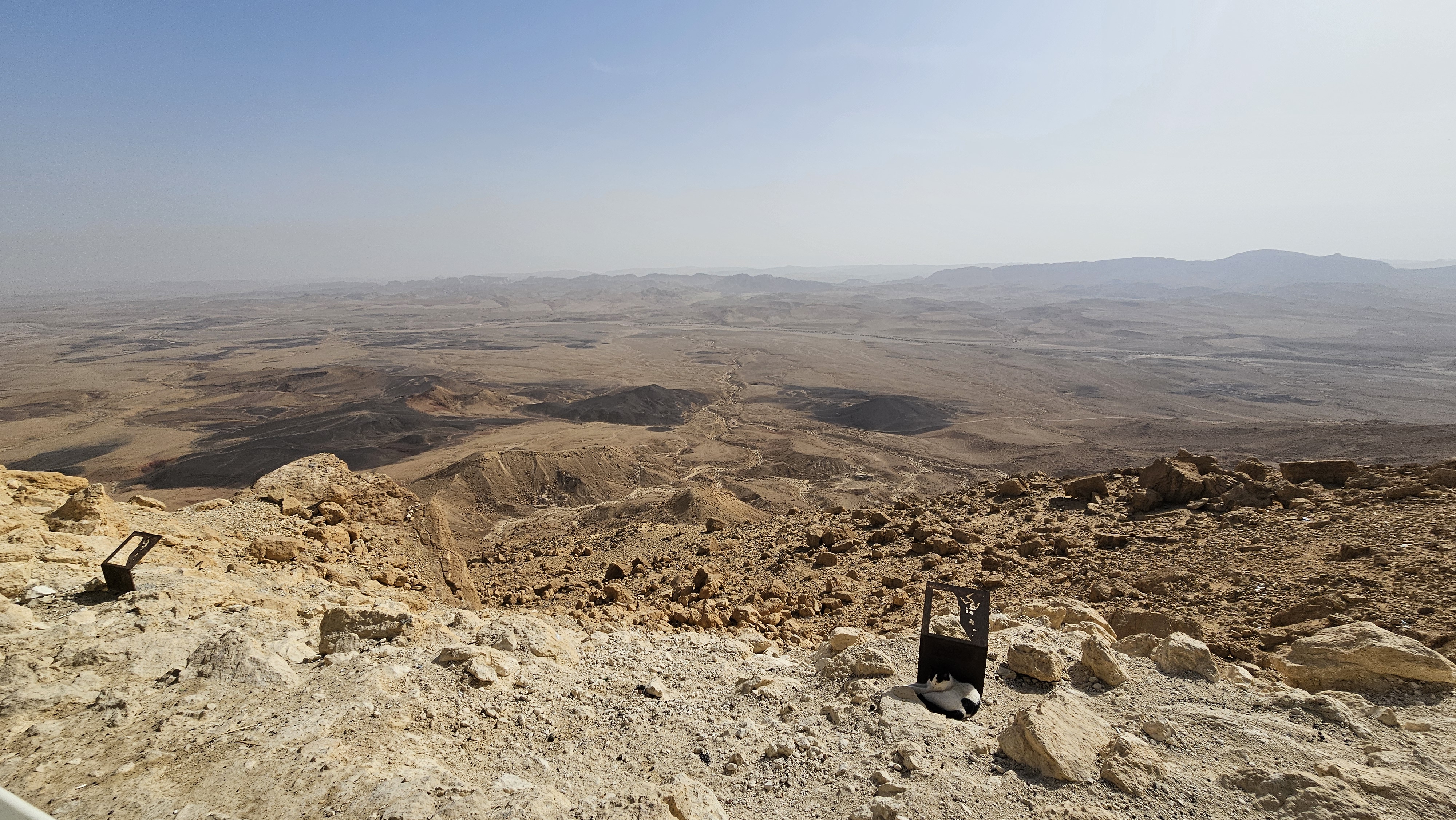 מכתש רמון. צילום: אירה מקיינקו