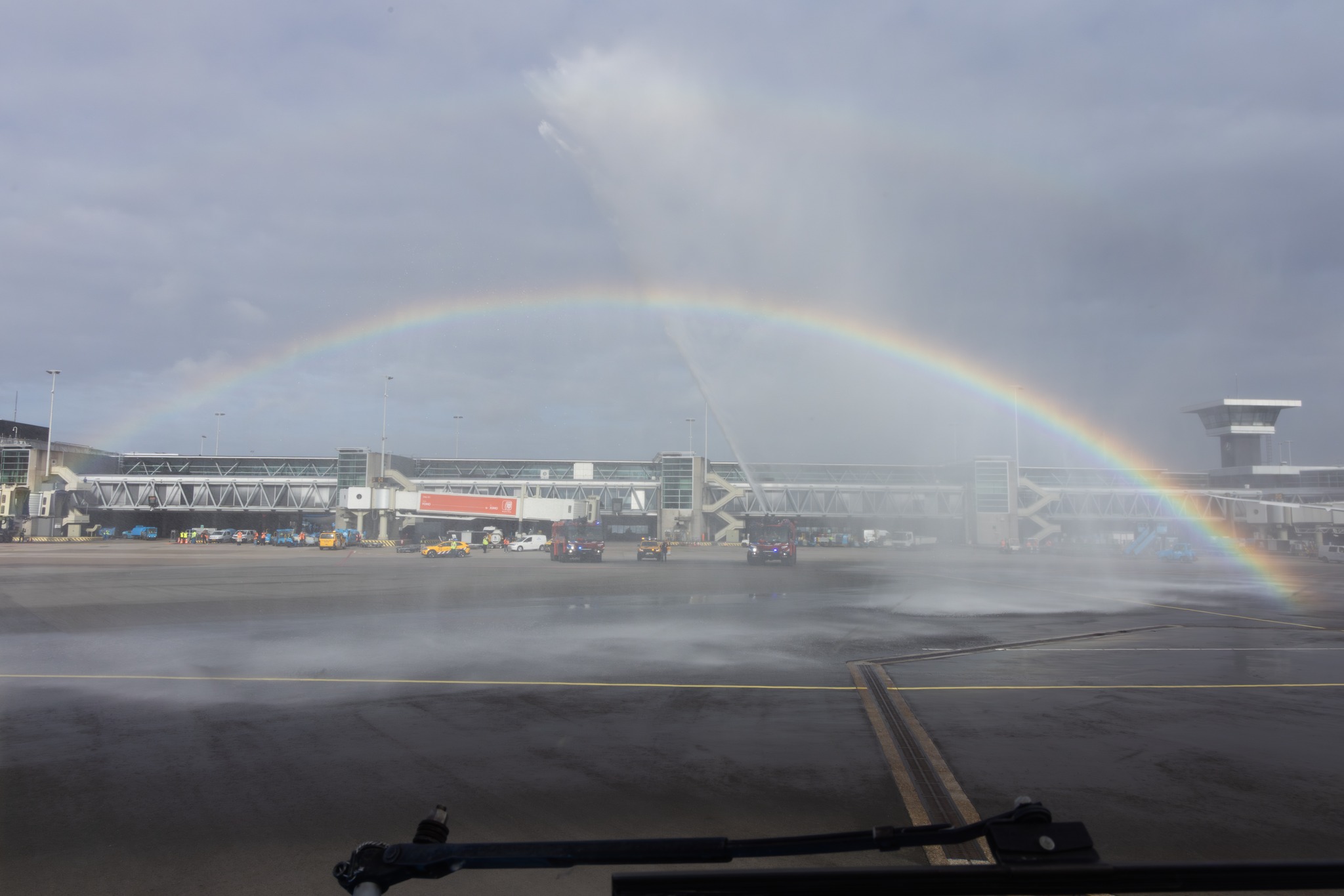 Photo: KLM / Arnoud Raeven, Jason Vermeulen & Royal Netherlands Air and Space Force