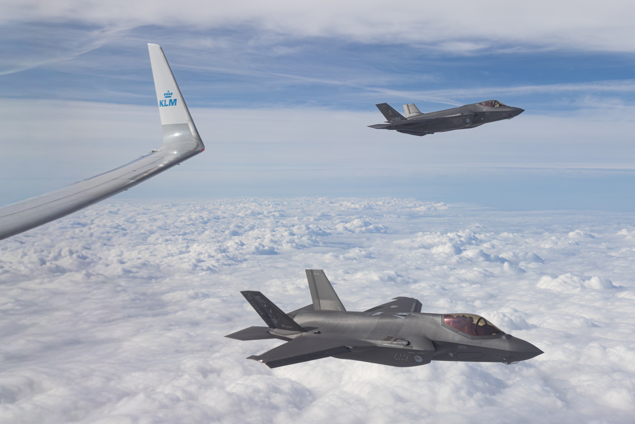 Photo: KLM / Arnoud Raeven, Jason Vermeulen & Royal Netherlands Air and Space Force
