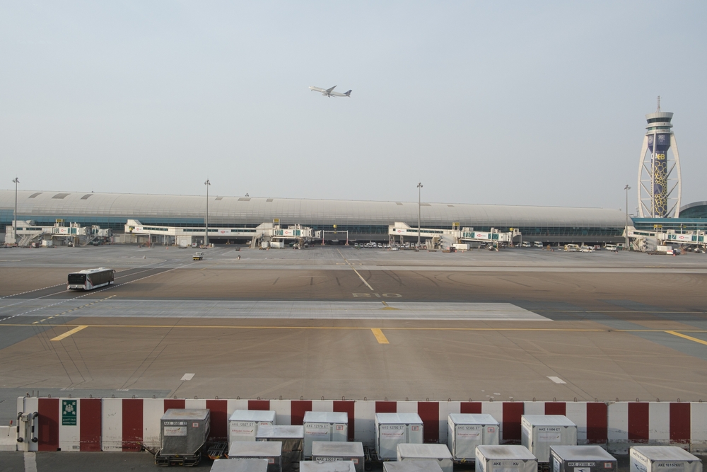דובאי DXB. צילום: Sebastian Castelier / Shutterstock