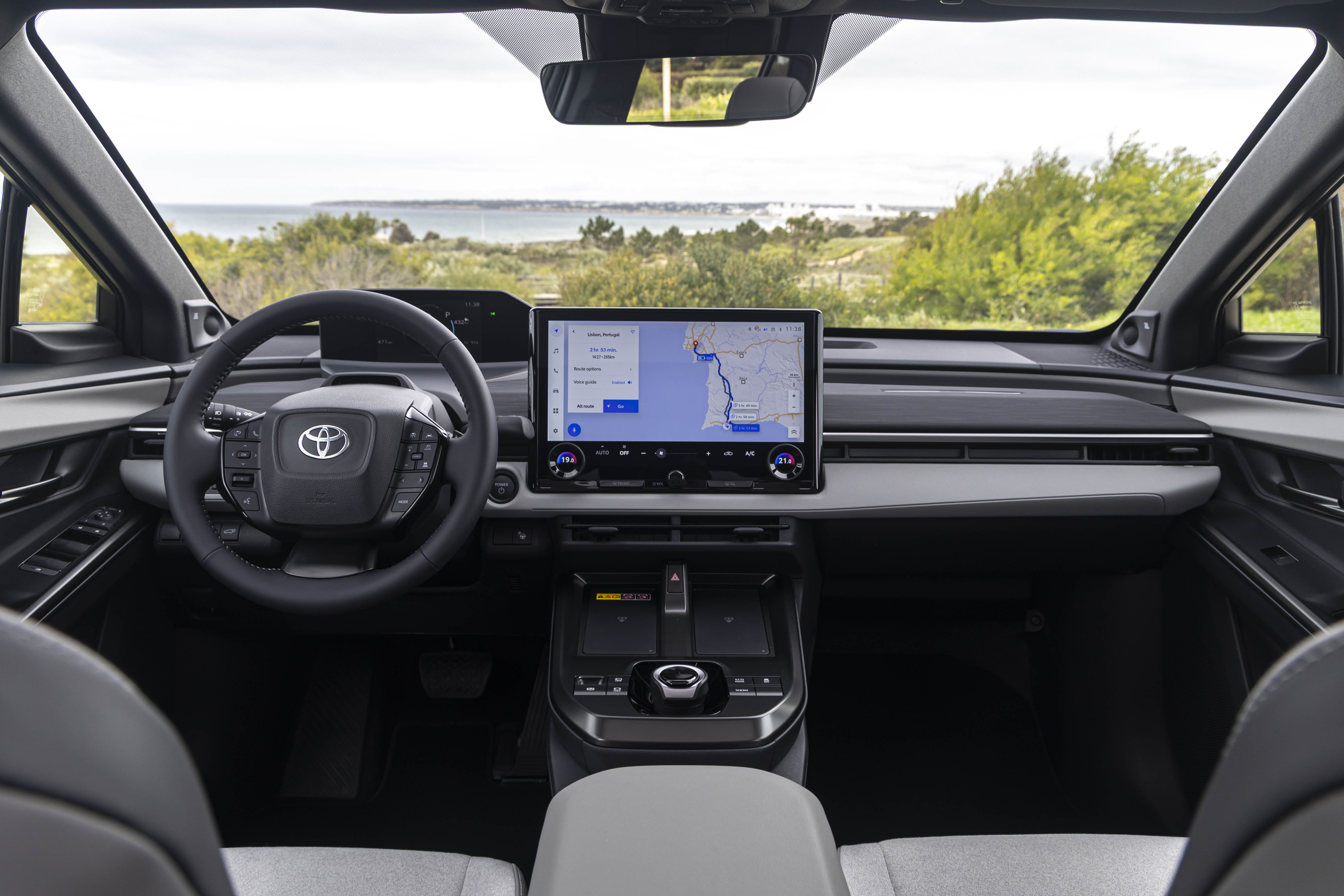 טויוטה C-HR+ חשמלי. צילום: Toyota