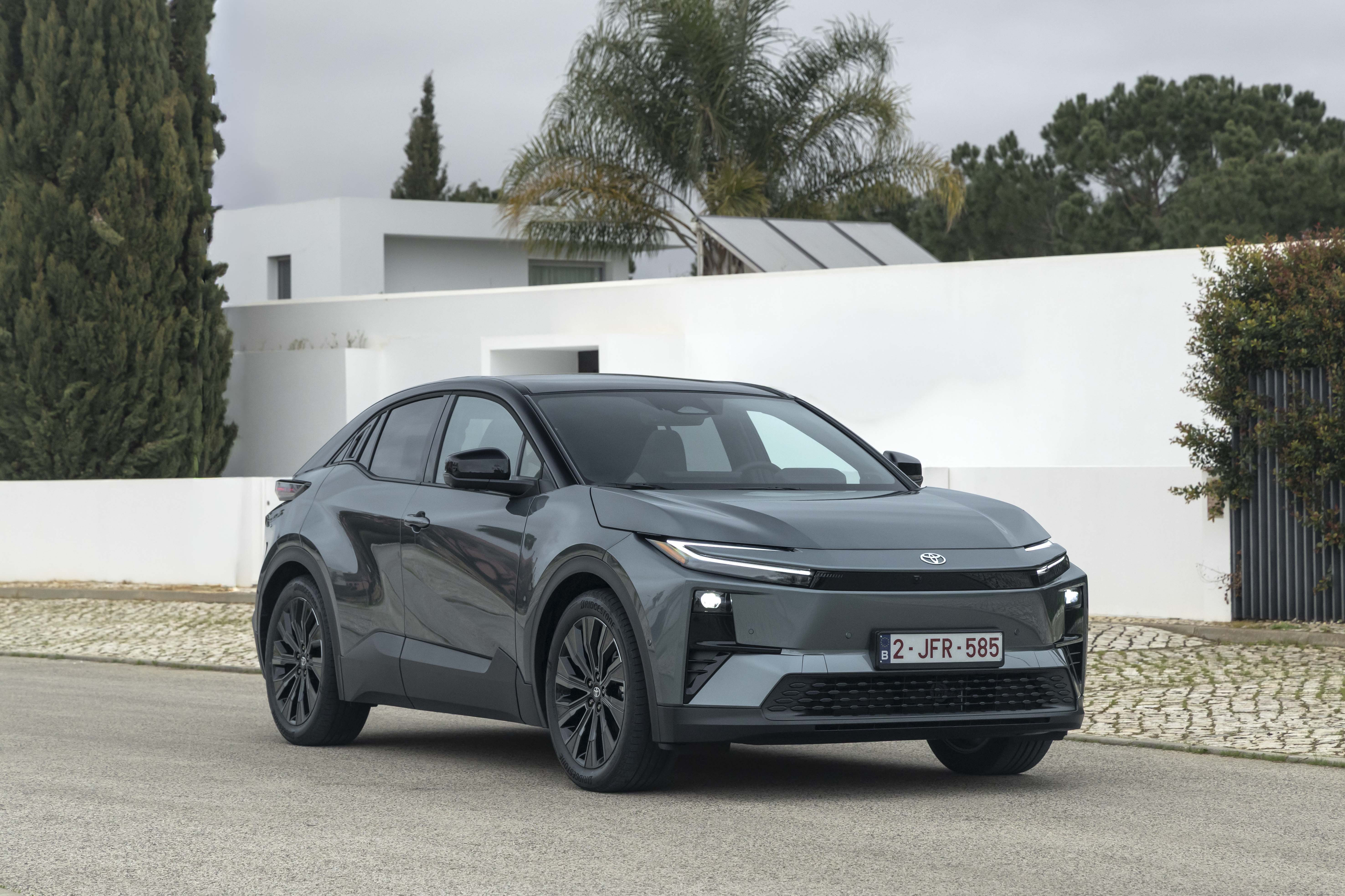 טויוטה C-HR+ חשמלי. צילום: Toyota